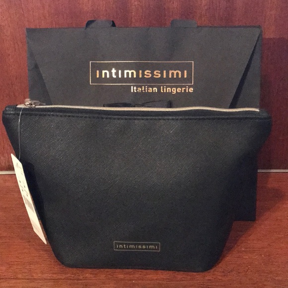 intimissimi Accessories - NWT Intimissimi Make-up bag
